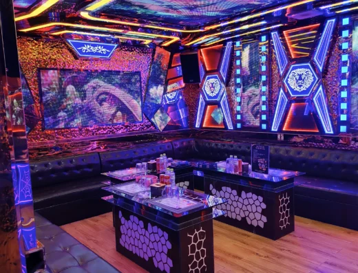 벤츠 가라오케 다낭 LED 프라이빗 룸 Benz Karaoke Da Nang private room