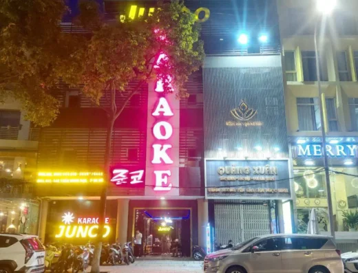 준코 가라오케 다낭 한강변 외관 Junco Karaoke Da Nang exterior