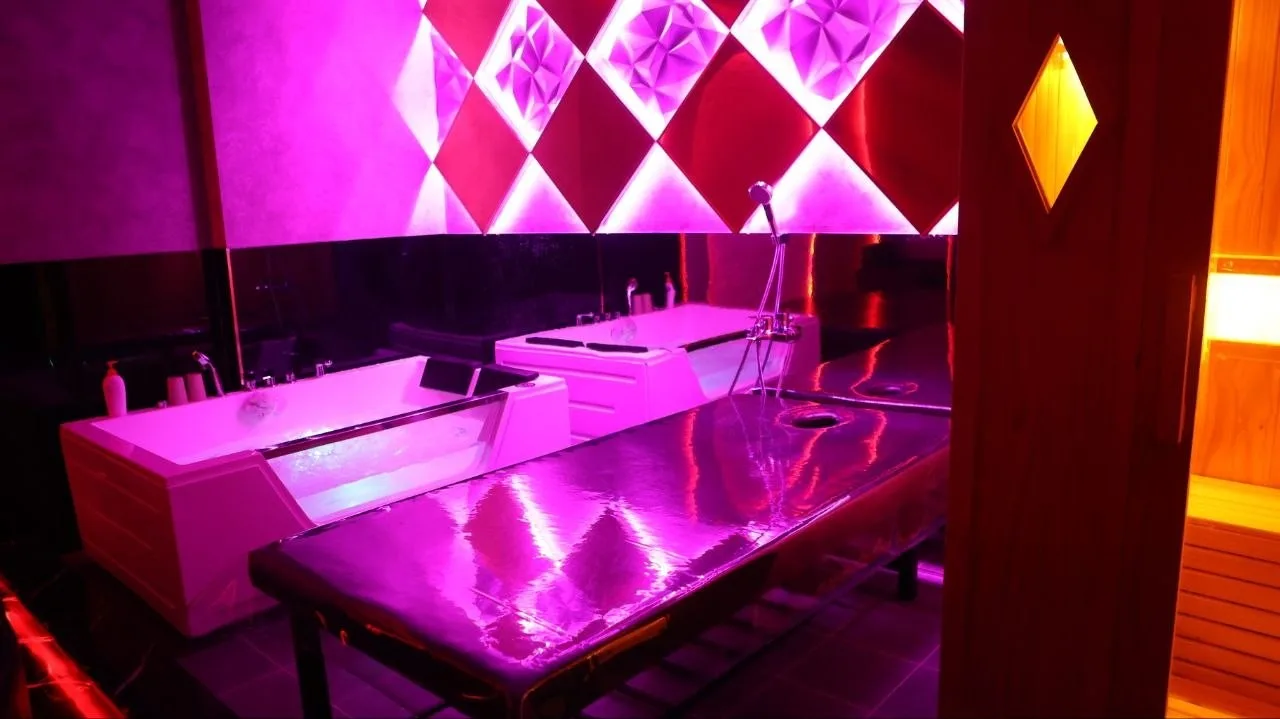요정스파 다낭 자쿠지 욕조와 마사지 베드 Yojung Spa Da Nang jacuzzi